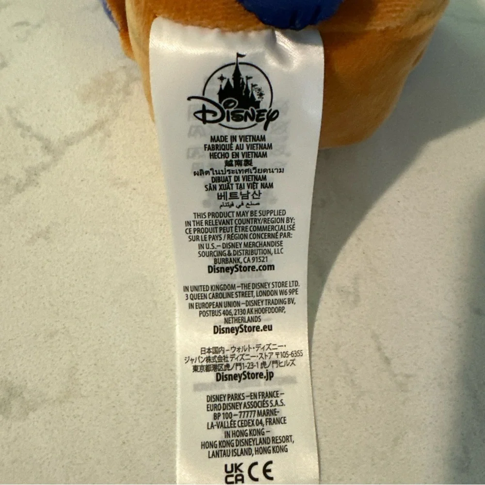 Disney Munchlings Plush Baked Treats Remix‎ Stitch Frosted Blueberry Loaf